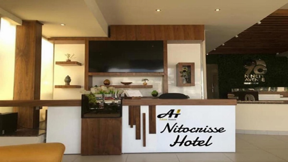 Nitocrisse Hotel